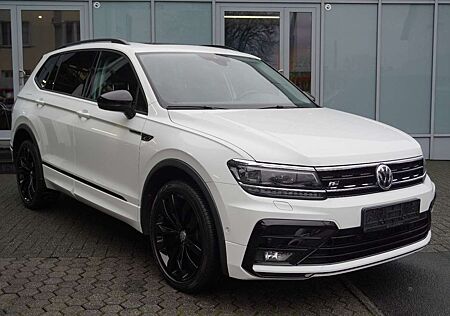 VW Tiguan Allspace Volkswagen Tiguan R Line 4Motion DSG/Black/Pano/LED/20"