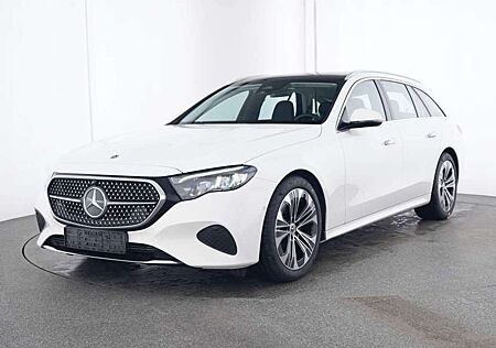 Mercedes-Benz E 220 d T AVANTGARDE Pano*AHK*Distron*Kamera*LED