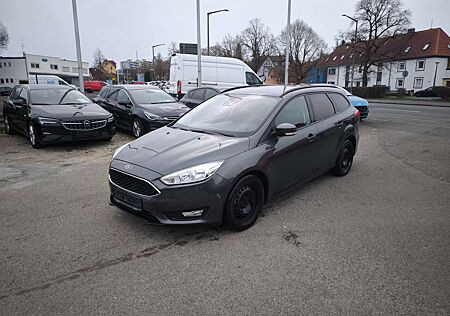 Ford Focus Business BordC Klima Leder Lenkrad