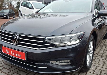 VW Passat Variant Volkswagen Business AUTOMATIK LED-SCHEINWERFER NAVI WENIG KM!