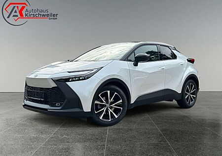 Toyota C-HR 1.8 Hybrid Black&White