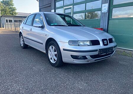 Seat Leon 1.6 16V Klima LM Sportsitze