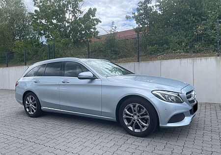 Mercedes-Benz C 220 d T Avantgarde Navi*LED*PDC*SH*AHK*17