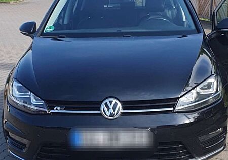 VW Golf Volkswagen 1.4 TSI ACT BlueMotion Technology Highline