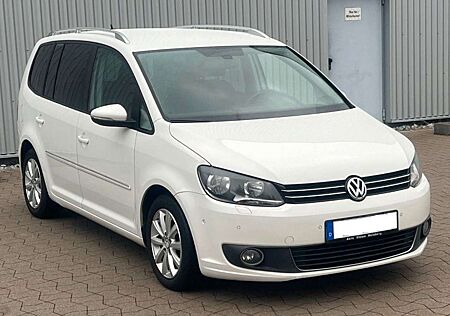 VW Touran Volkswagen 1.6 TDI DPF Comfortline