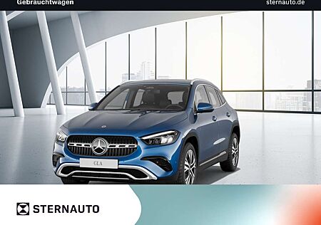 Mercedes-Benz GLA 250 4M Standh AHK Distro Winterpak RüKam LED