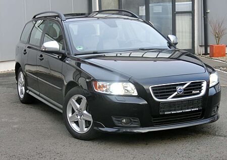 Volvo V50 R-Design 2.4l D5 Summum/Navi,Klima,Leder,GSD,Xenon