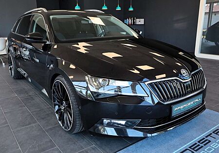 Skoda Superb Combi Style 1.8 TSI PDC TEMPO NAVI STHZ