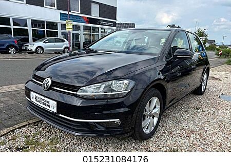 VW Golf Volkswagen VII Lim. Comfortline+Klimaaut.+Einparkhilfe
