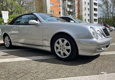 Mercedes-Benz CLK 230 CLK-Klasse Cabrio Kompressor Avantgarde