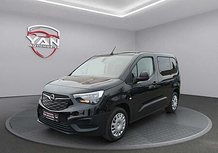 Opel Combo Life E Selection 1.2 Anhängerkupplung