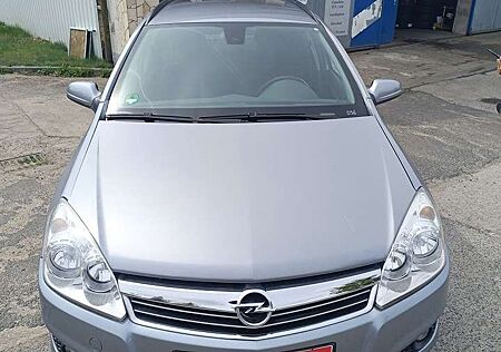 Opel Astra WERKSTATTGEPRÜFTER PKW