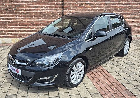 Opel Astra 1.4 Exklusiv PDC/Allwetter/Klimaauto/Scheckheft