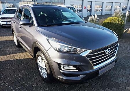 Hyundai Tucson 1.6 Trend.Navi.Klimaaut.Ahk.PDC.Allwetterreifen