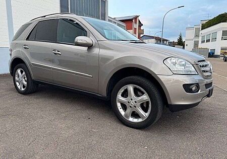 Mercedes-Benz ML 350 4Matic AHK Bi-Xenon HU Neu!