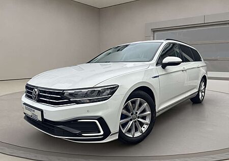 VW Passat Variant Volkswagen GTE 1.4 TSI 160 KW DSG LED Navi