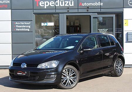 VW Golf Volkswagen VII Lim. Allstar BMT*KLIMAAUTO*SHZ*PDC