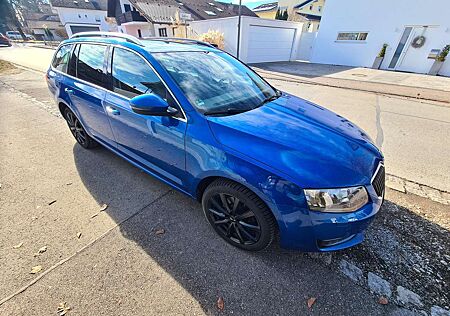 Skoda Octavia kombi 1.8 TSI Style - Schiebedach-Navi