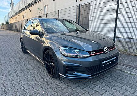 VW Golf Volkswagen VII Lim. GTI NAVI/LED/1.HAND