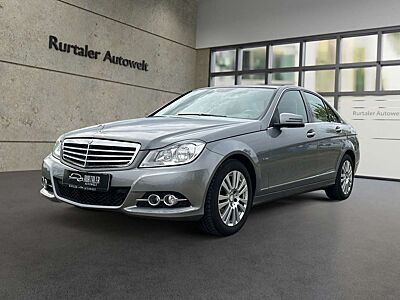 Mercedes-Benz C 180 C Limousine C 180 CGI BlueEfficiency *NAVI