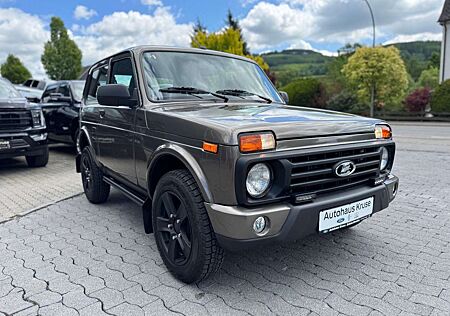 Lada Niva Urban Black Edtion