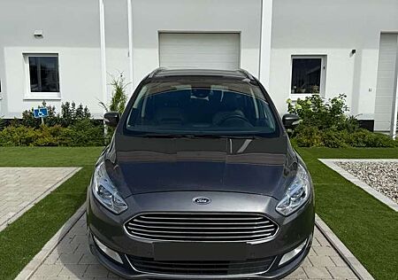 Ford Galaxy 2.0 TDCi Aut. Titanium 7Sitzer Voll 1Hand