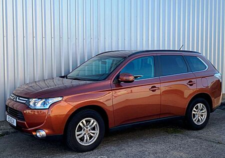 Mitsubishi Outlander ClearTec Invite 2WD