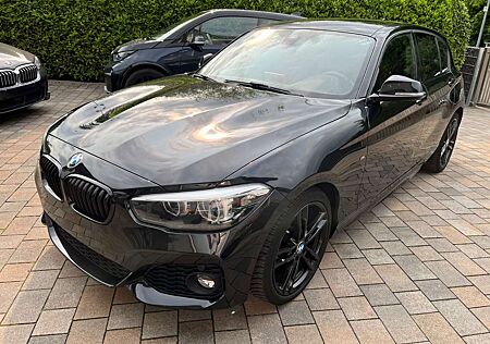 BMW 118 i MPaket Leder Navi Hifi LED Driving 18 Ufrei