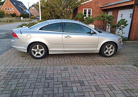 Volvo C70 2.4 Momentum (103kW) Cabriolet