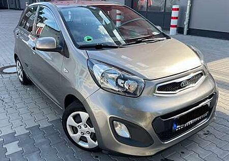 Kia Picanto 1.0 Attract