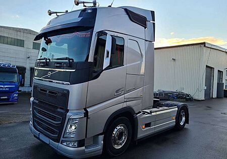 Volvo Others 500 FH Globetrotter.
