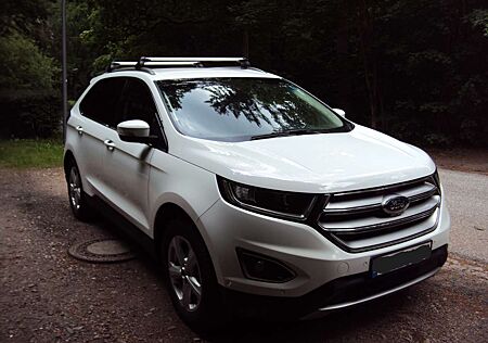 Ford Edge Diesel 2.0 TDCi Bi-Turbo 4x4 gute Austattung