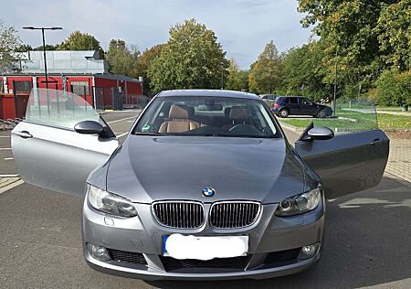 BMW 325 D , Coupé , E92 , 3L