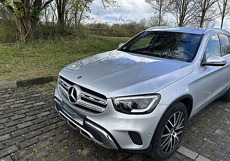 Mercedes-Benz GLC 220 d 4Matic 9G-TRONIC