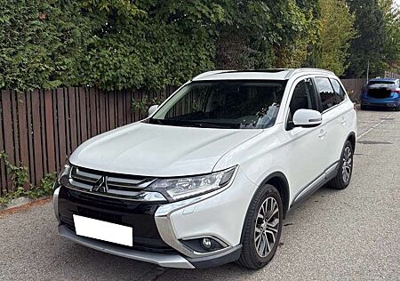 Mitsubishi Outlander 2.2 DI-D 4WD Aut. Plus