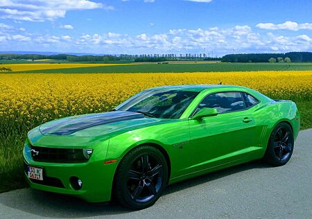 Chevrolet Camaro Special Edition synergy green