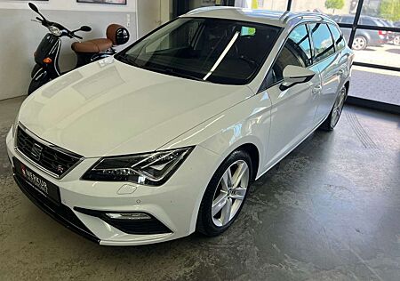 Seat Leon ST 1.8 TSI DSG FR+AHK+Navi+LED+PDC+SHZ+17"