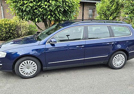 VW Passat Variant Volkswagen 2.0 TDI DPF Comfortline