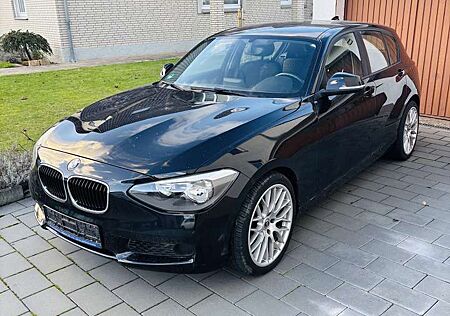 BMW 116 Sitzheizung/Tempomat/Bluetooth/18 Zoll Alufelgen..