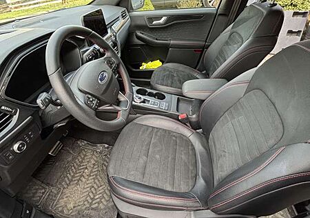 Ford Kuga 2.5 Duratec PHEV ST-LINE