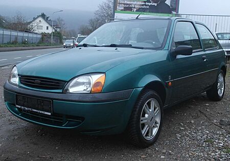 Ford Fiesta 1,3 Tüv 06/2027 KLima Weinge gelaufen