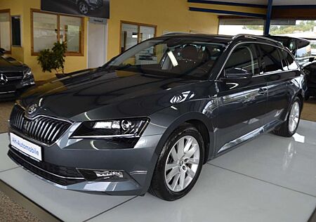 Skoda Superb Combi Style AUTOMATIK / XENON / NAVI /PDC