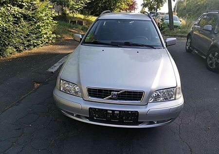 Volvo V40 18 AutomatikEdition.Alus.Klima.Tü2026