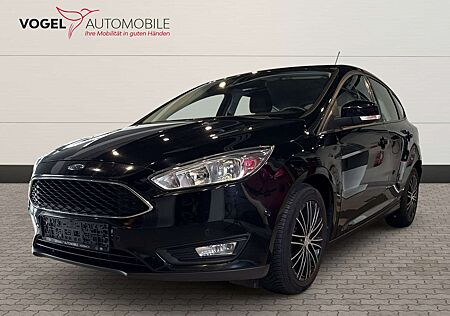 Ford Focus 1.5 TDCi Business +Navi+Kam.+PDC+SHZ
