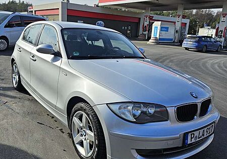 BMW 118i 118 Bremsen Neu/ Reifen Neu/ TÜV 01/2026