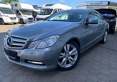 Mercedes-Benz E 200 E -Klasse Coupe CGI BlueEfficiency