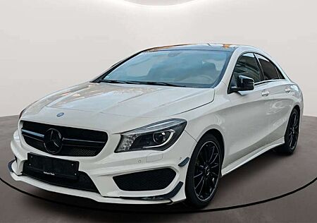 Mercedes-Benz CLA 200 Edition 1 AMG Pano Xenon Kamera PDC Navi