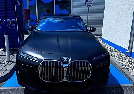 BMW i7 xDrive60