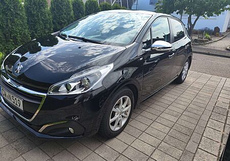 Peugeot 208 PureTech 82 Style