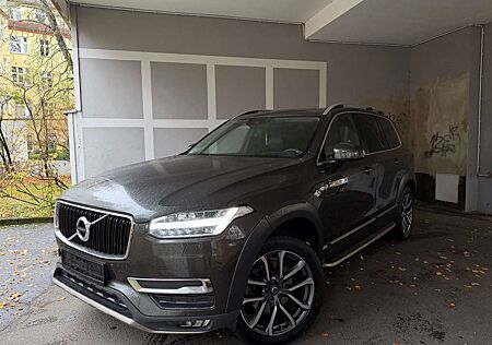 Volvo XC 90 XC90 MOMENTUM CROSS AWD B&W NAVI KAMERA PANO BT
